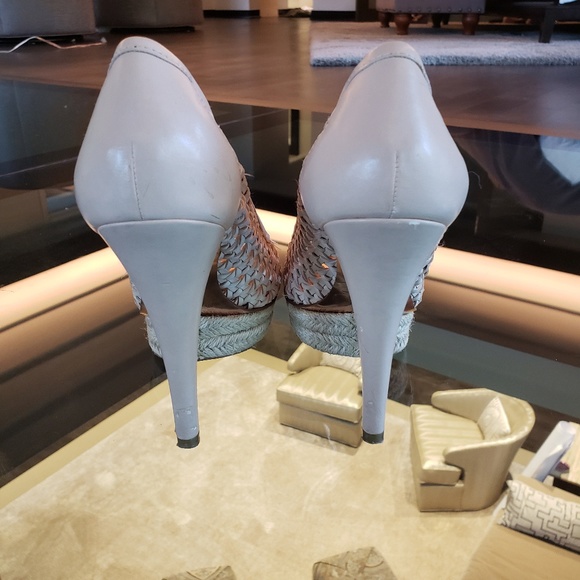 BCBG Generation Heels - Picture 3 of 4